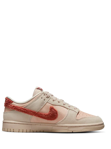 NIKE SB DUNK LOW YEAR OF THE RABBIT