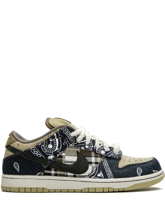 NIKEE sb dunk low cactus jack